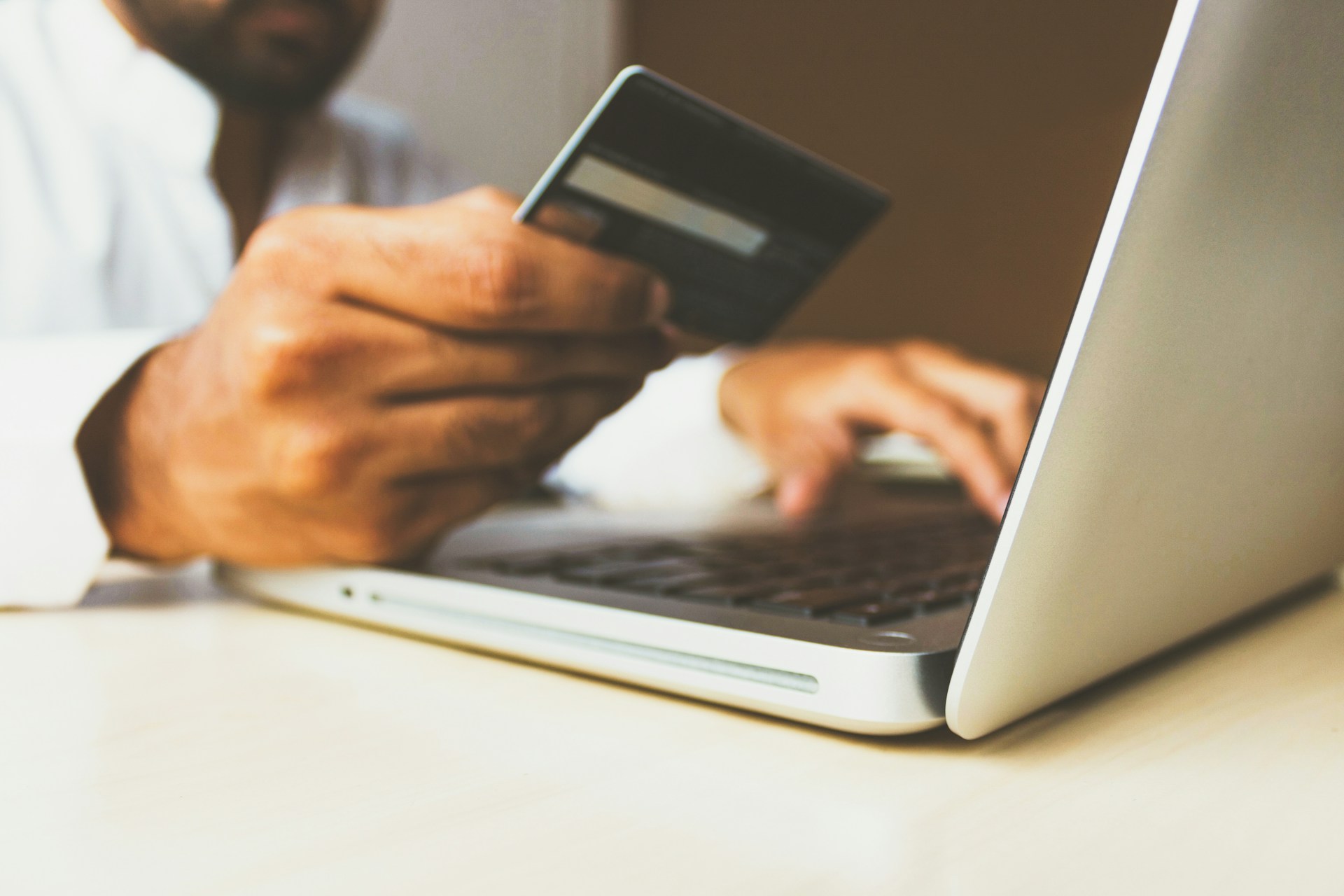 10 eCommerce Mistakes That Kill Conversions (And How to Fix Them)